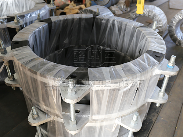 上海駱盈專業(yè)為合肥京東方項目供應防拉脫限位橡膠接頭